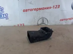Воздухозаборник BMW 535 2011 13717577471 F11 N55B30A