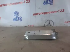 Кронштейн усилителя бампера BMW 116 2014 51117266192 F20 N13B16, передний правый