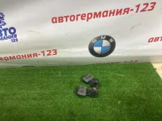 Упор капота Mercedes GL450 2006 A2038800460 X164 273.923