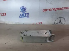 Кронштейн усилителя бампера BMW 520d 2012 51117200705 F10 N47D20C, передний правый