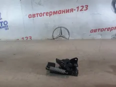 Замок капота BMW 116 2014 51237242548 F20 N13B16, левый