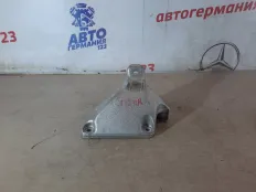 Кронштейн двигателя BMW 116 2014 22116788610 F20 N13B16, правый