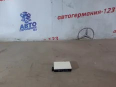 Датчик слепых зон Mercedes C180 2014 A0009058802 W205 274.910