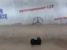 Замок капота Mercedes GLK300 2009 A2048800260 X204 272.948