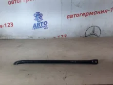 Распорка BMW 535 2011 51647187096 F11 N55B30A, передняя правая