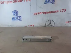 Кронштейн усилителя бампера BMW 218i 2014 51117302521 F45 B38A15A, передний левый