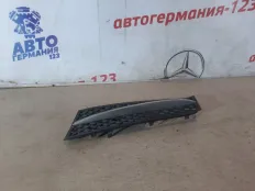 Решетка в бампер BMW 523i 2011 51117200699 F10, передняя левая