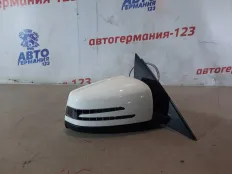 Зеркало заднего вида боковое Mercedes C180 2013 A2048103076 W204 271.820, правое