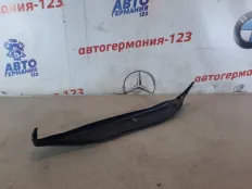 Пыльник крыла Mercedes E350 2007 A2118890425 W211, передний левый