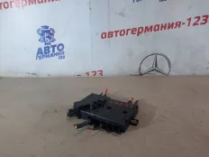 Блок предохранителей салонный Mercedes C180 2014 A2055402850 W205 274.910