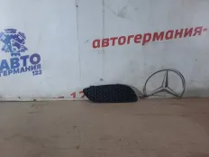 Решетка в бампер Mercedes A180 2018 A1768853622 W176 270.910, передняя правая