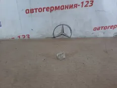 Плафон подсветки багажника Mercedes C200 2011 A2218200856 W204