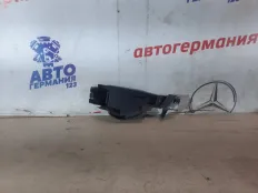 Направляющая Mercedes A180 2018 A1768880638 W176 270.910, правая