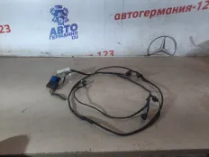 Коса парктроника Mercedes A180 2018 A1765401102 W176 270.910, передняя
