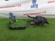 Блок предохранителей Mercedes C180 2014 A2055402350 W205 274.910