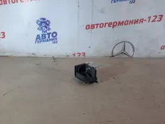 Кронштейн полки багажника BMW X3 2012 51477230197 F25, левый