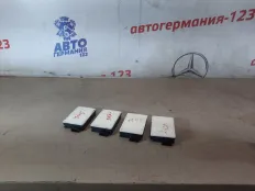 Датчик слепых зон Mercedes C180 2013 A0009055701 W204 271.820