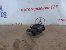 Суппорт тормозной Mercedes V220 2016 A4474208200 W447 651.950, задний левый