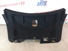 Обшивка двери багажника Mercedes C200 2011 A20469411259F08 W204