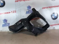 Кронштейн фары Mercedes GL450 2006 A1646200391 X164 273.923, левый