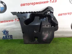 Кронштейн бампера BMW 535 2011 51127207111 F11 N55B30A, левый