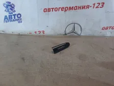Молдинг на крыло Mercedes E320 2007 A2116902862 W211, передний правый