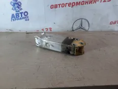 Кронштейн усилителя бампера BMW 5 SERIES 2011 51117200742 F07, передний правый