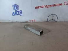 Кронштейн усилителя бампера BMW 5 SERIES 2011 51117158874 F07, передний правый