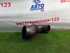 Патрубок воздушного фильтра Mercedes V220 2016 A4475280724 W447 651.950