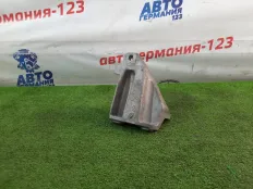 Кронштейн двигателя BMW 116 2014 22116788608 F20 N13B16, правый