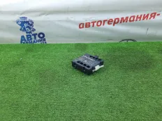 Блок комфорта Mercedes C200 2011 A2129004718 W204 271.860, передний правый