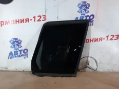 Стекло собачника Mercedes GLK300 2009 A2046701800 X204 272.948, правое