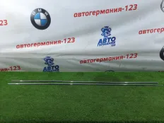 Молдинг двери Mercedes C200 2011 A2047200180 W204 271.860, передний