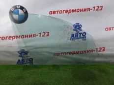 Стекло двери BMW 116 2013 51337242564 F20 N13B16, переднее правое