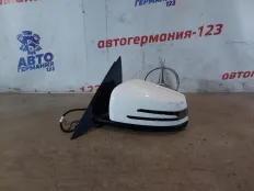 Зеркало заднего вида боковое Mercedes C180 2013 A2048103176 W204 271.820, левое