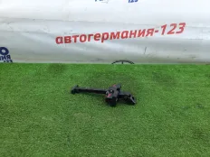 Ограничитель двери BMW 218i 2014 51217404898 F45 B38A15A, передний правый
