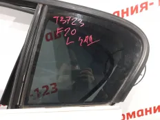 Форточка двери BMW 118i 2015 51357269561 F20 N13B16, задняя левая