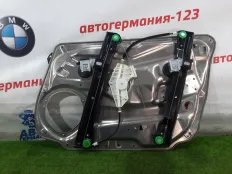 Стеклоподъемник Mercedes C180 2013 A2127201579 W204 271.820, передний левый