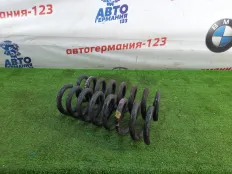 Пружина Mercedes C200 2011 A2043240604 W204 271.860, задняя