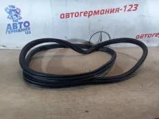 Уплотнение двери BMW 116 2014 51337320394 F20 N13B16, переднее правое