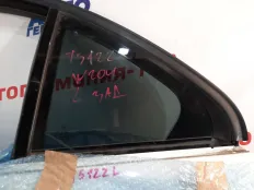 Форточка двери Mercedes C200 2011 A2047303500 W204 271.860, левая