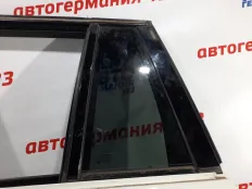 Форточка двери Mercedes GLK300 2009 A2047303900 X204 272.948, задняя левая