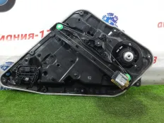 Стеклоподъемник Mercedes A180 2018 A1767300279 W176 270.910, задний правый