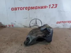 Кронштейн двигателя Mercedes V220 2016 A6512235704 W447 651.950, левый