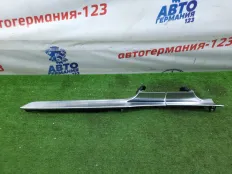 Накладка на торпедо Mercedes C180 2014 A2056800271 W205 274.910