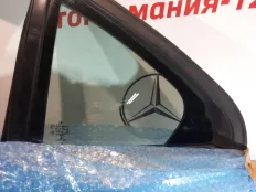 Форточка двери Mercedes C180 2013 A2047303500 W204 271.820, левая