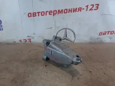 Кронштейн двигателя Mercedes C180 2014 A2742234304 W205 274.910, левый