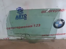 Стекло двери Mercedes B180 2012 A2467350400 W246, заднее правое