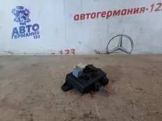 Блок предохранителей Mercedes V220 2016 A4479060400 W447 651.950