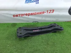 Кронштейн кпп Mercedes E300 2009 A2122421401 W212 272.952